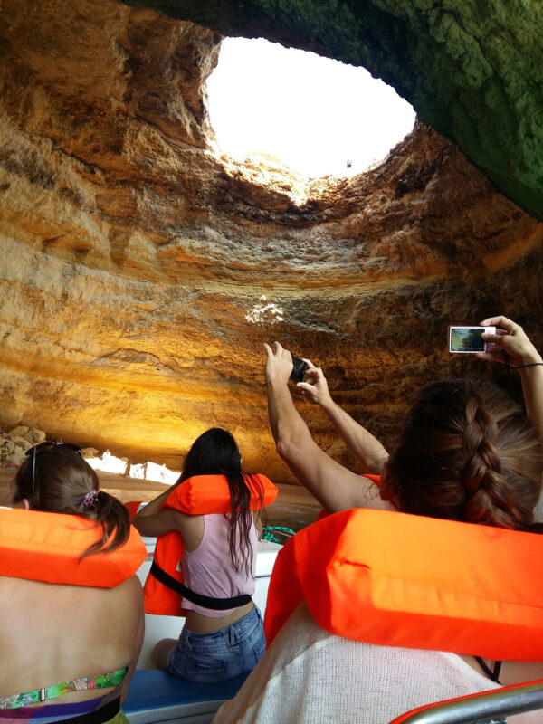 5bc464260f65b612905297