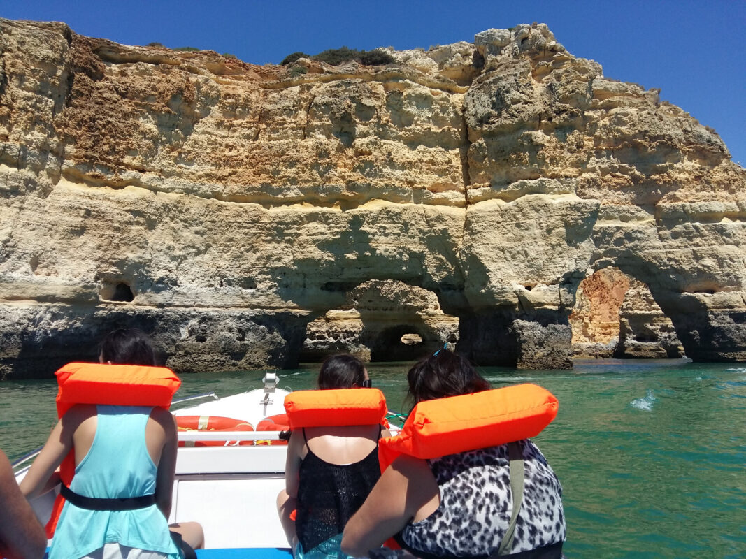 5bc4642e411ad642264944